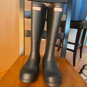 Black Hunter rain boots